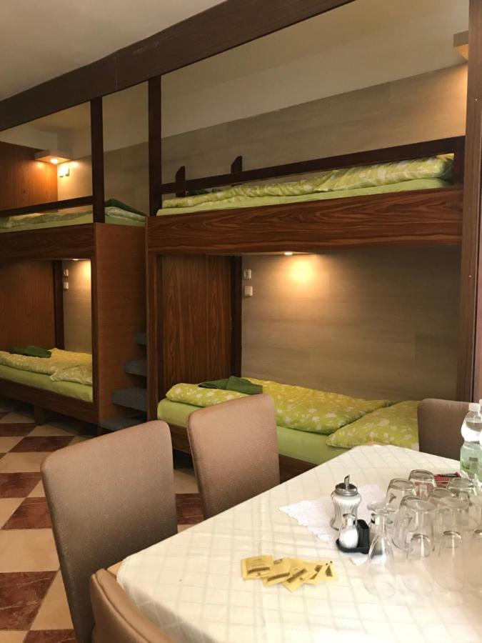 Albergue Viktoria Viena Exterior foto